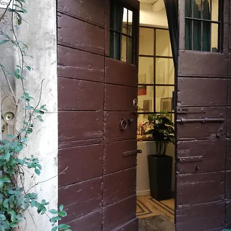 Campo De Fiori Holiday home *